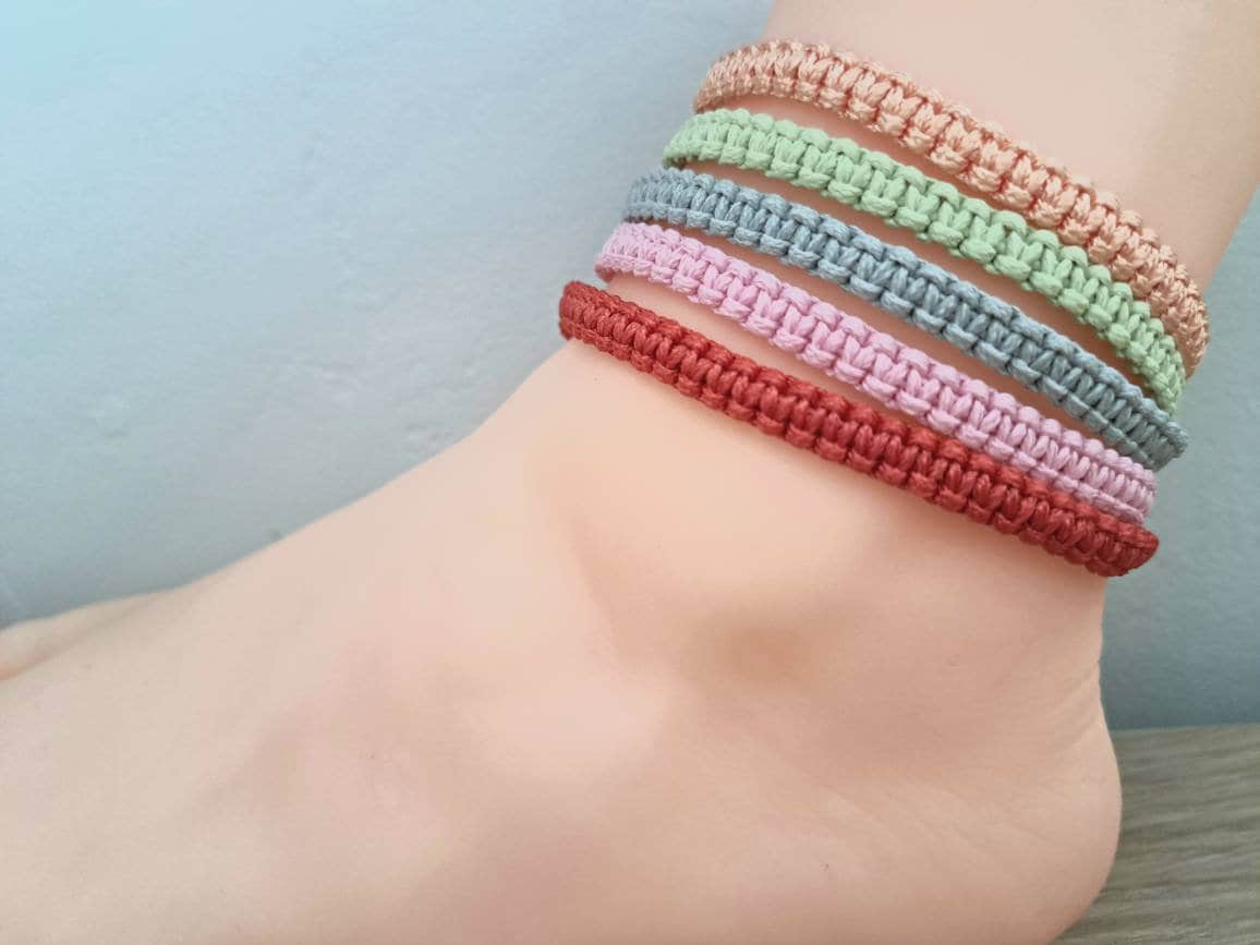 Makramee Fußkettchen, Verstellbares Fußkettchen Für Frauen, Kinder, Fußschmuck, Surfer Wasserdichtes Geflochtenes Herren von JanineACreations
