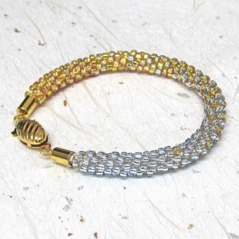 Gold Und Silber Gemischt Kumihimo Perlen Armband Party Cocktailarmband Gold Und Silber Gemischt Kumihimo Perlen Armband Party Cocktailarmband von JanislaJewels