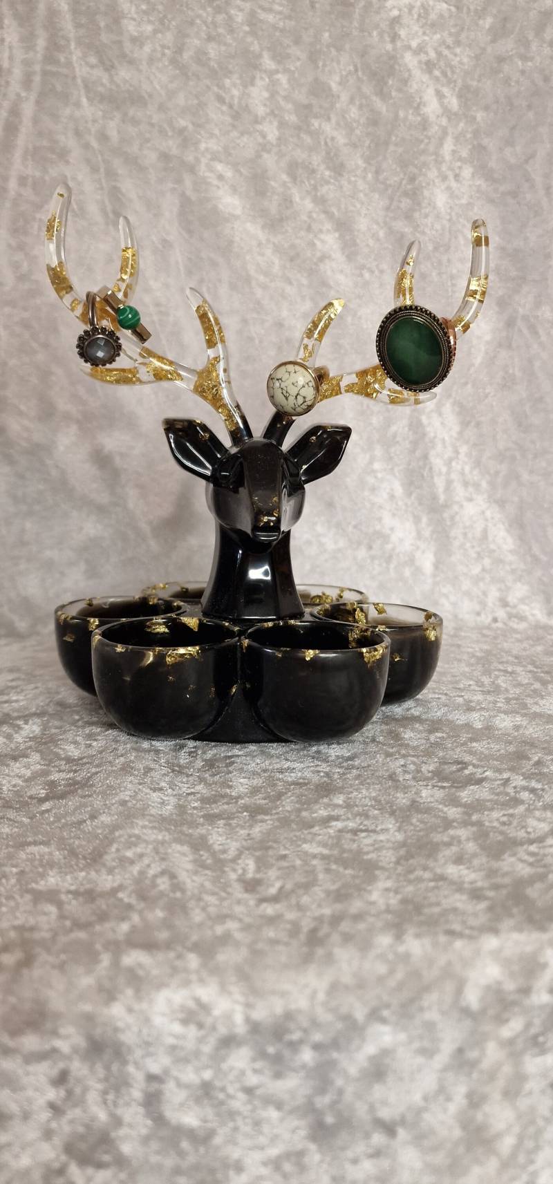 Hirsch Kopf Schmuckhalter Tablet Gold Epoxidharz Resin Deko Schmuck Teller von Janjaresinart