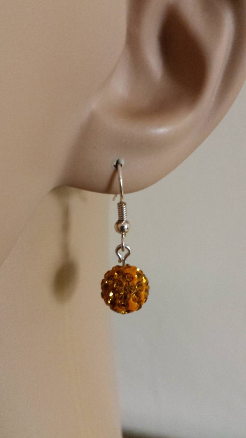 Shamballa Ohrringe, Runde Ebnen Swarovski Kristall Perle Perlen, Orange Kristallperlen von JansGems2012