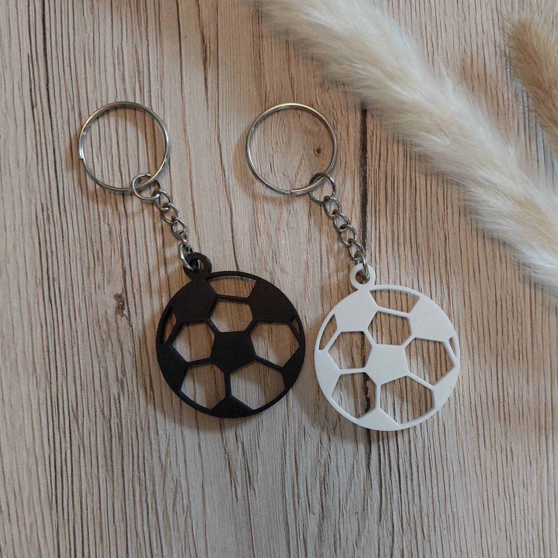 Fußball Schlüsselanhänger/Taschenanhänger, 3D Gedruckt, Einzigartiges Geschenk Für Fußballfans, Schwarz, Weiß , Pla/Kunststoff Fußball Schlüsselanhänger/Taschenanhänger, 3D Gedruckt, Einzigartiges Geschenk Für Fußballfans, Schwarz, Weiß , Pla/Kunststoff von Jansprint