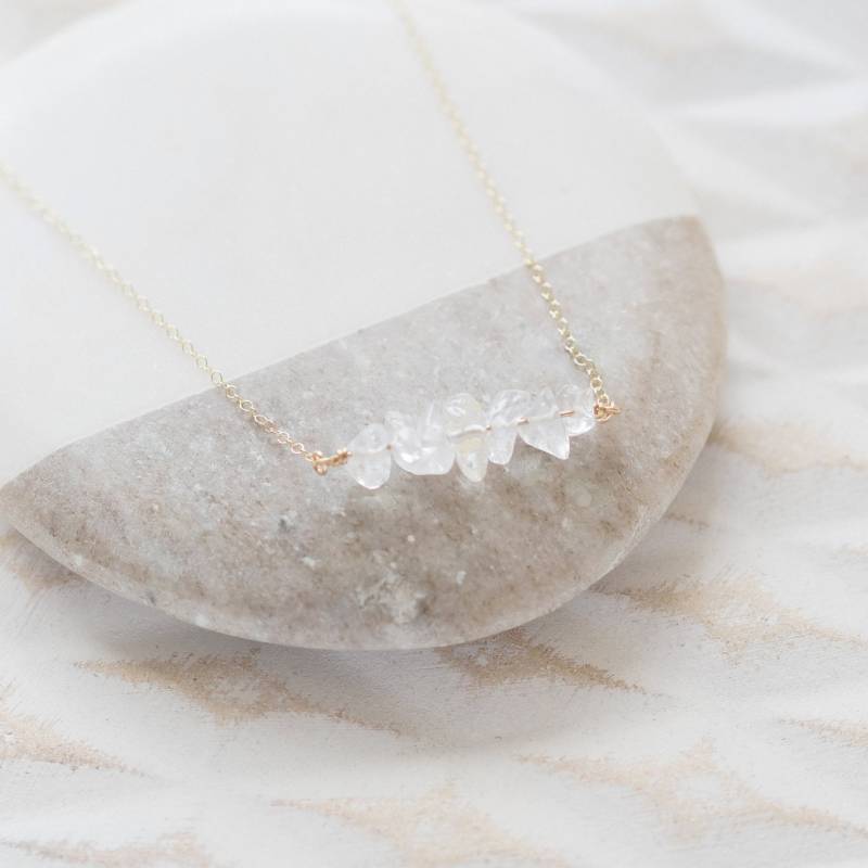 Gold Bergkristall Edelstein Halskette - April Birthstone Geschenk Gold Bergkristall Edelstein Halskette - April Birthstone Geschenk von JanuaryElevenCo