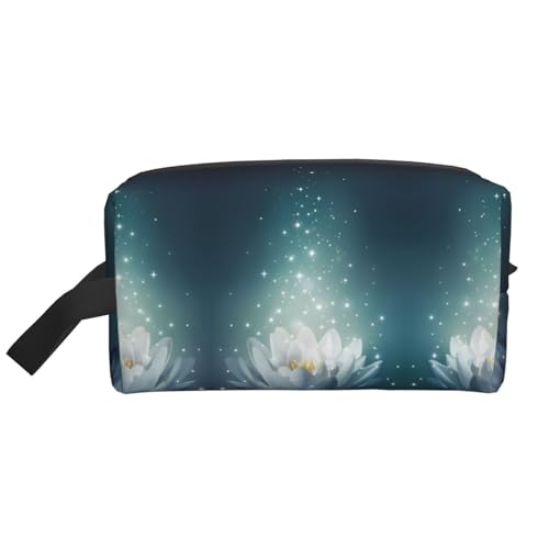 JaoXer Große Reise-Kosmetiktasche - Wiederverwendbarer magischer Lotus-Blumendruck-Dopp Kit für Toilettenartikel, tragbarer Organizer für Männer und Frauen, weiß, Einheitsgröße JaoXer Große Reise-Kosmetiktasche - Wiederverwendbarer magischer Lotus-Blumendruck-Dopp Kit für Toilettenartikel, tragbarer Organizer für Männer und Frauen, weiß, Einheitsgröße von JaoXer