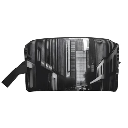 JaoXer Große Reise-Kosmetiktasche - wiederverwendbar, Urban Vibes Print Dopp Kit für Toilettenartikel, tragbarer Organizer für Männer und Frauen, Weiß, Einheitsgröße JaoXer Große Reise-Kosmetiktasche - wiederverwendbar, Urban Vibes Print Dopp Kit für Toilettenartikel, tragbarer Organizer für Männer und Frauen, Weiß, Einheitsgröße von JaoXer