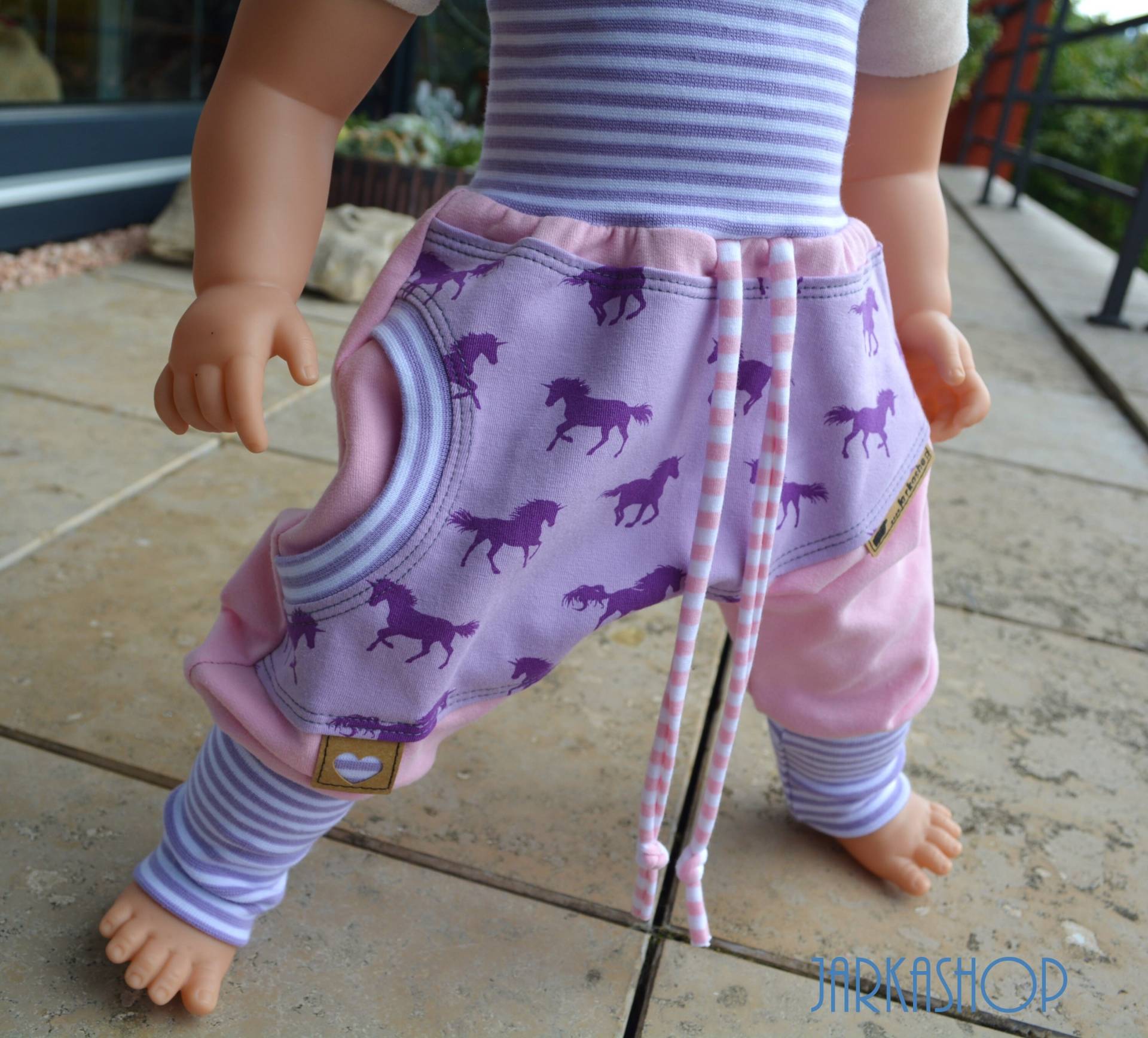 Gr. 62 Sweat-Baggy-Pants "Einhorn"Rosa-Lila, Babyhose, Kinderhose, Sweathose, Hose Mit Tasche, Mitwachshose, Pumphose, Haremhose Gr. 62 Sweat-Baggy-Pants "Einhorn"Rosa-Lila, Babyhose, Kinderhose, Sweathose, Hose Mit Tasche, Mitwachshose, Pumphose, Haremhose von Jarkashop