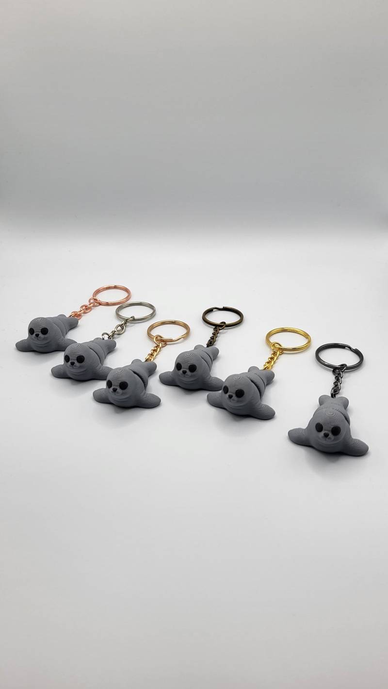 Schlüsselanhänger 3D Druck Robbe Tiere Minifiguren Mini Süß Anhänger Schlüsselanhänger 3D Druck Robbe Tiere Minifiguren Mini Süß Anhänger von JaschPrint