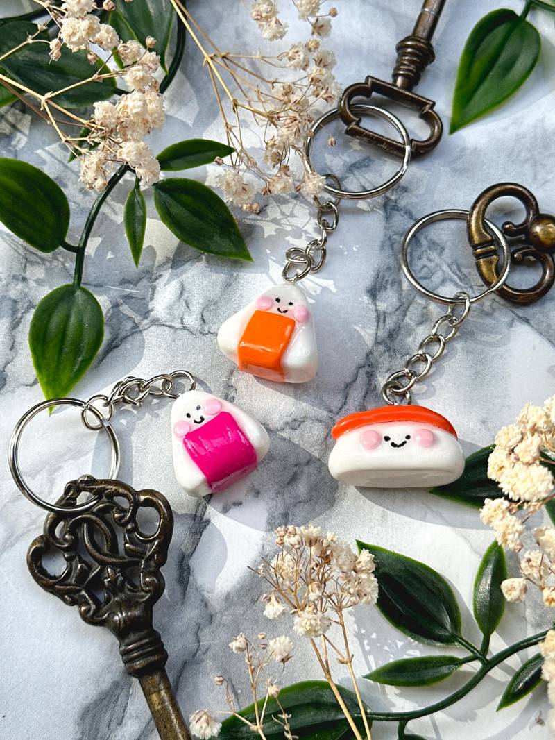 Cute Sushi Charm | Handmade Key Chains Onigiri Nigiri Accessory Japanese Food Design Polymer Clay Sushi Lover Cute Sushi Charm | Handmade Key Chains Onigiri Nigiri Accessory Japanese Food Design Polymer Clay Sushi Lover von JasminKu