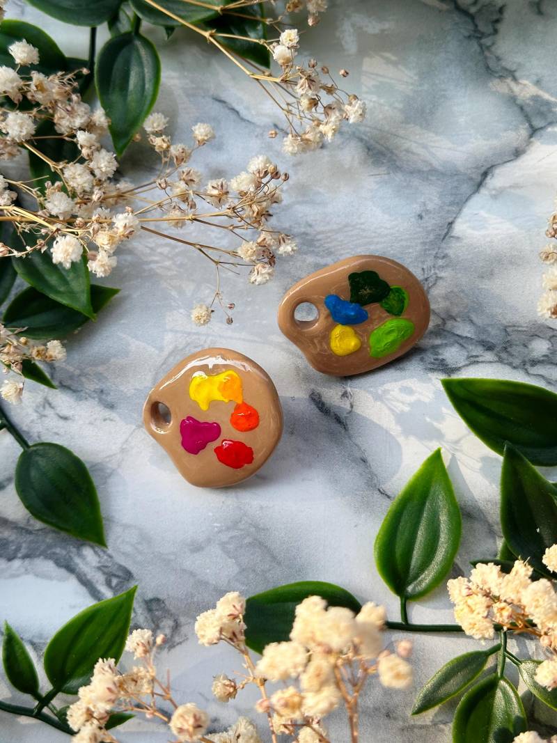 Handmade Artist Palette Pins | Brooch Jewelry Pin Handcrafted Item Painters Palette Different Colors von JasminKu