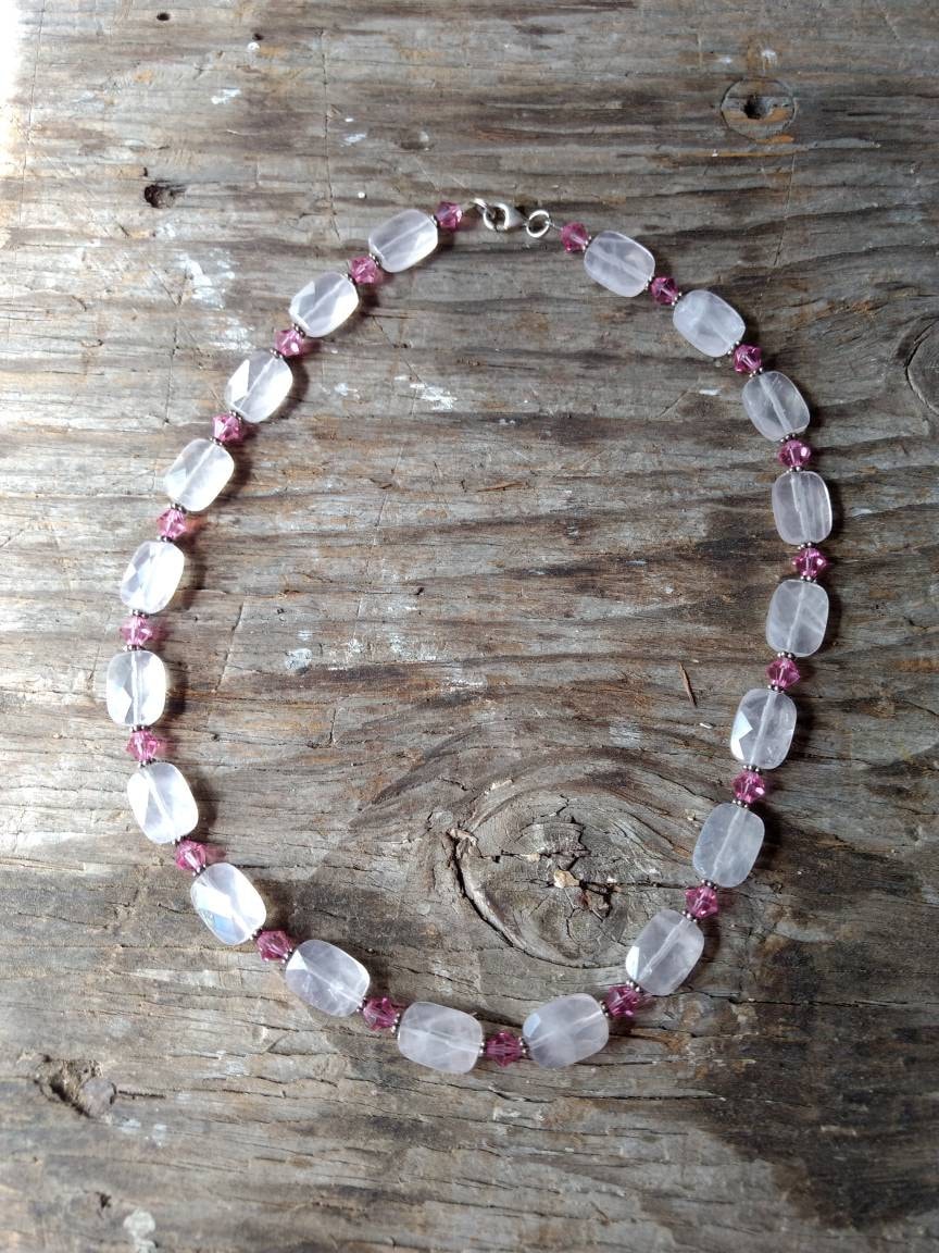 Facettierte Rosenquarz & Swarovski Sterling Silber Halskette Facettierte Rosenquarz & Swarovski Sterling Silber Halskette von JaspersJewels