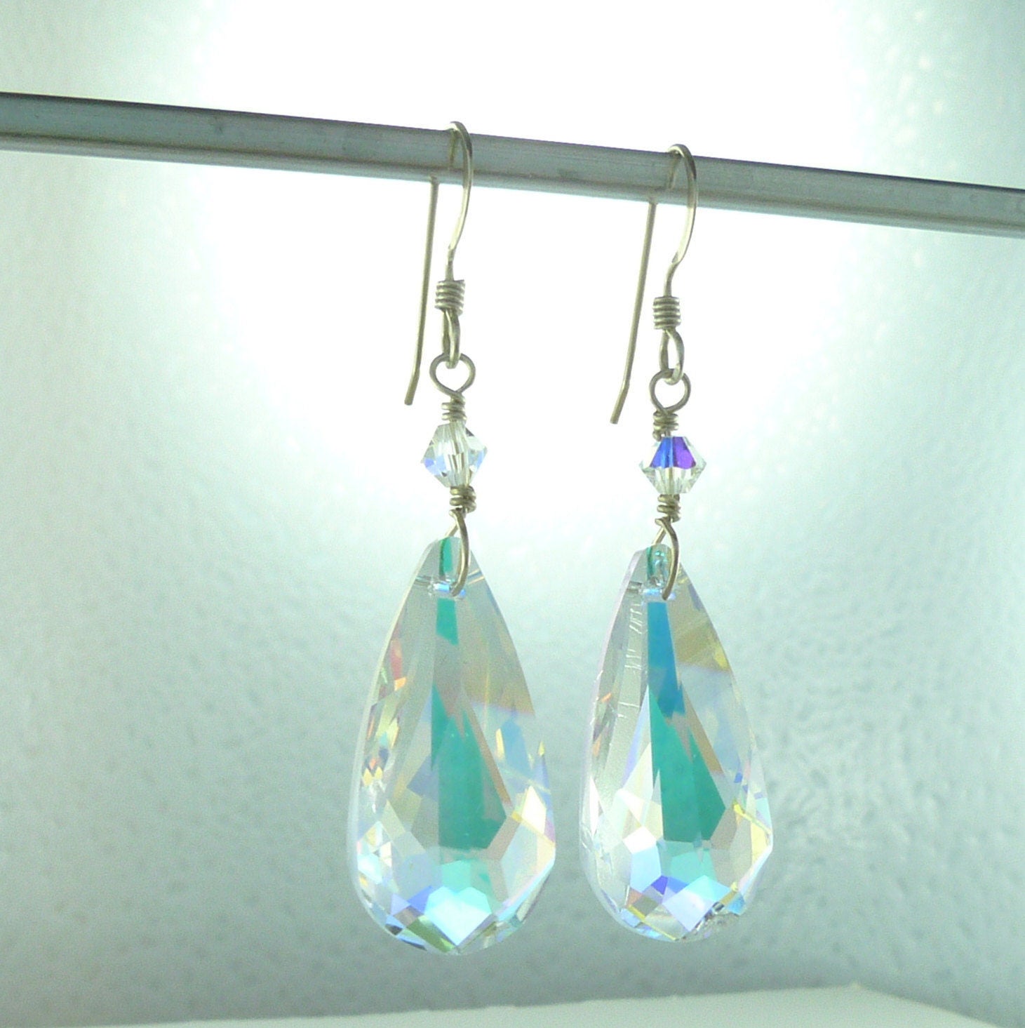 Klar Aurora Borealis Swarovski Crystal Clear Ab Bunte Hochzeit Prom Sterling Ohrringe Klar Aurora Borealis Swarovski Crystal Clear Ab Bunte Hochzeit Prom Sterling Ohrringe von JaspersJewels