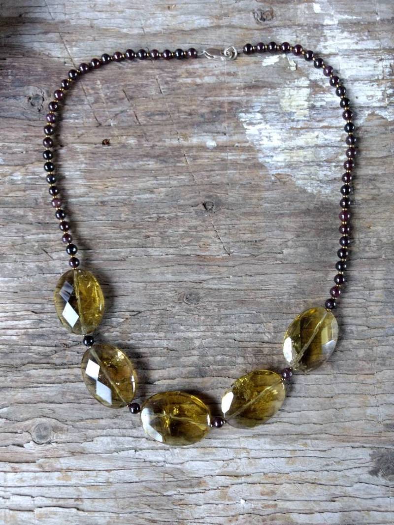 Rauchquarz & Granat Chakra Halskette Alle Natürlichen Halbedelsteine Heilmetaphysical Rauchquarz & Granat Chakra Halskette Alle Natürlichen Halbedelsteine Heilmetaphysical von JaspersJewels