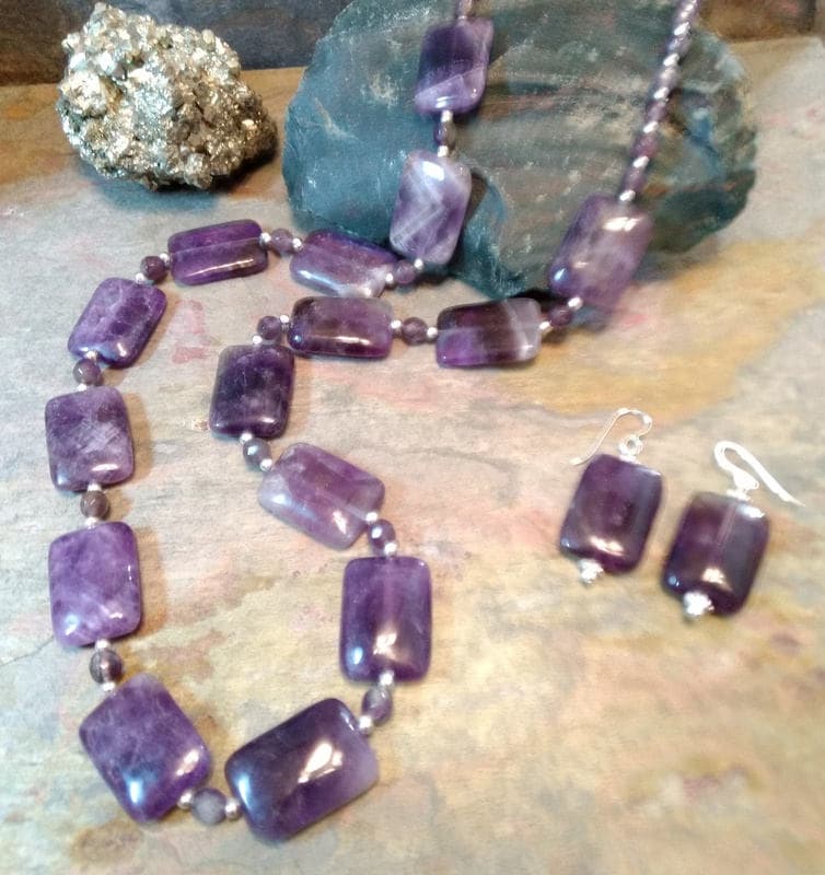 Set Chevron Amethyst, Sterling Silber Kette Und Ohrring Set Set Chevron Amethyst, Sterling Silber Kette Und Ohrring Set von JaspersJewels