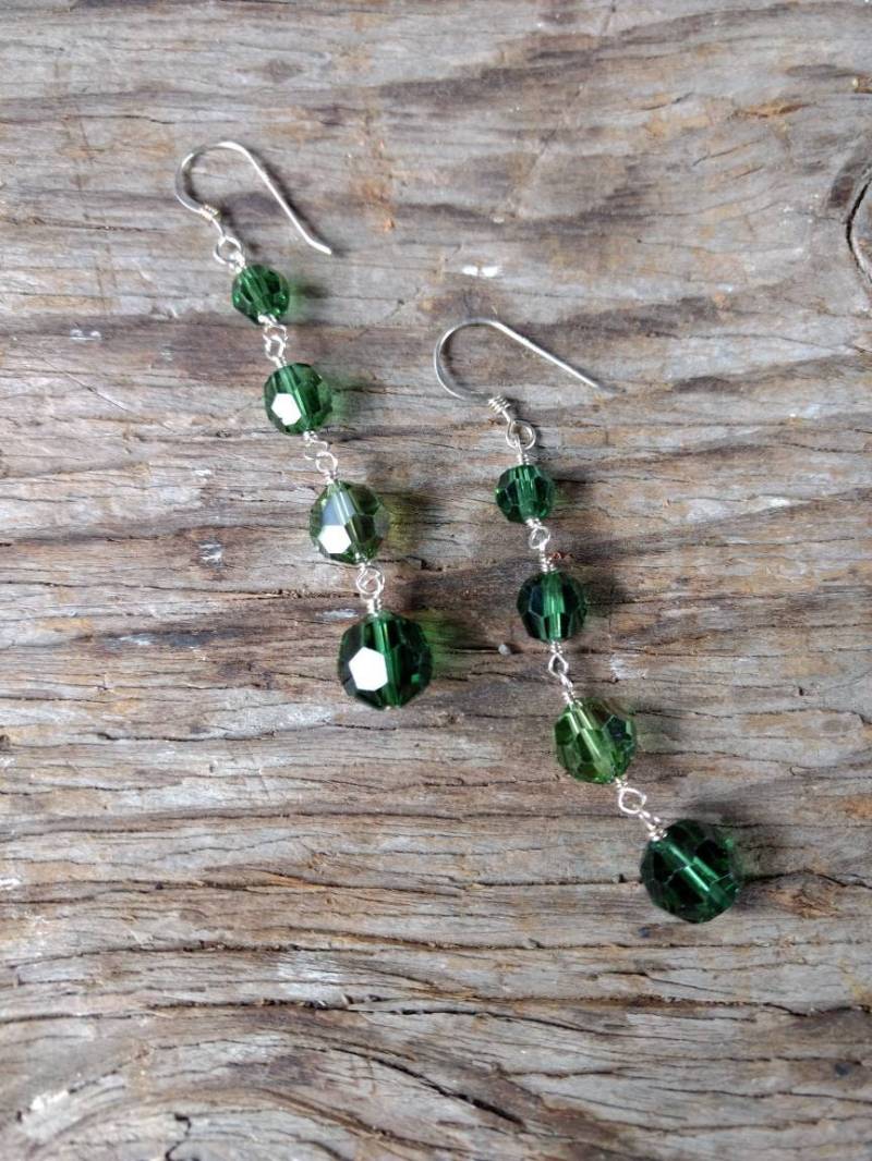 Swarovski 2 Grüntöne Kristall Bunte Hochzeit Abschlussball Ohrringe Sterling Silber Swarovski 2 Grüntöne Kristall Bunte Hochzeit Abschlussball Ohrringe Sterling Silber von JaspersJewels