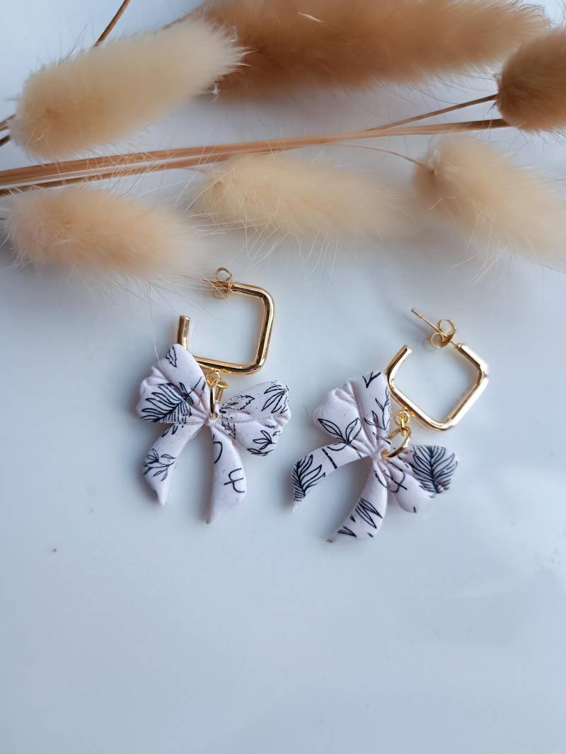 Ohrstecker Schleife Ohrstecker Schleife von JasuviDesign