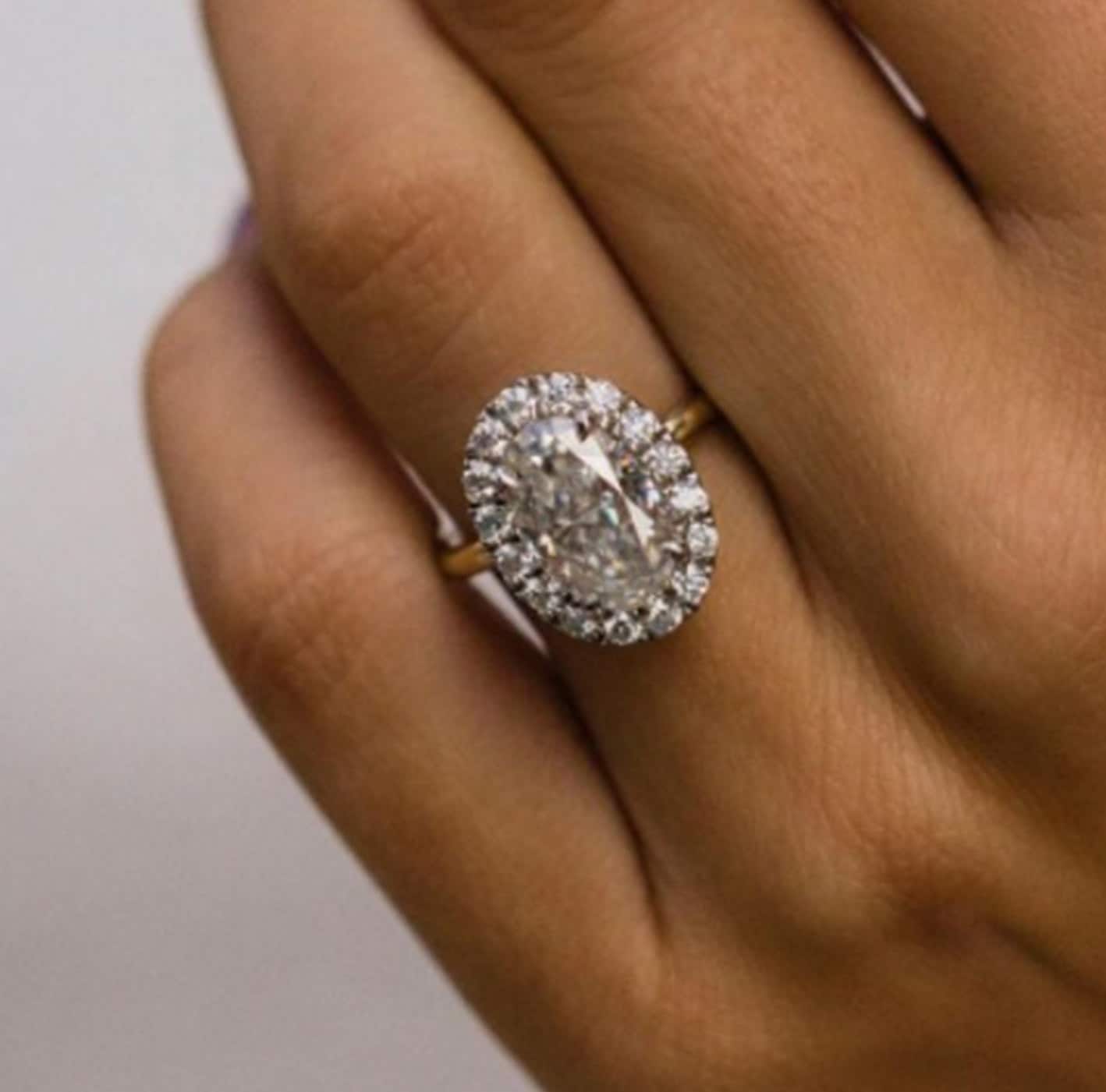 Oval Cut Diamant Ring 14K Gold Moissanite Verlobungsring Runde Ehering Jahrestag Versprechen Geschenk Für Sie Halo Brautring von JaviJewel