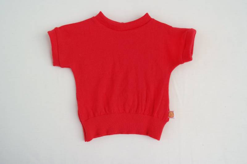 T-Shirt Für Babys 74/80 Aus Leichter Upcycling Wolle in Rot von JawollBaby