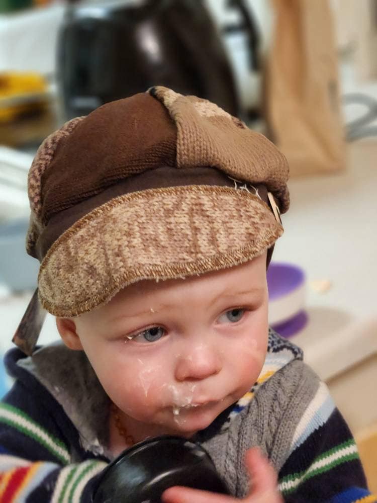 Jax Hat Kindergröße - Cozy Beanie Mütze Chemo Photo Prop Alopecia Schiebermütze von JaxUpcycled