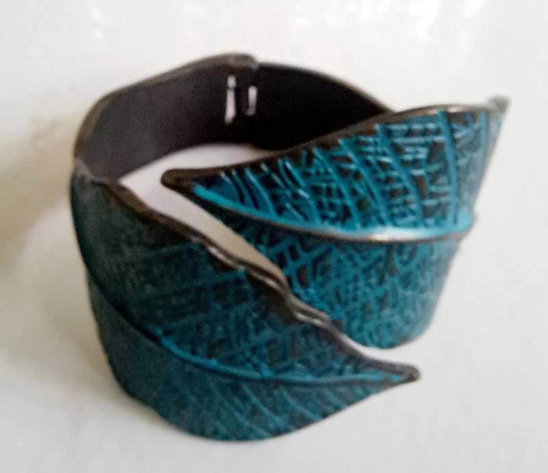 Vintage Damen Grünes Blatt Design Bronze Clips Scharnier Armband von Jaxsprats