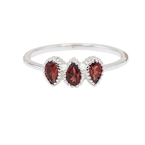 Jay Jools Garnet Ring for Women – 925 Sterling Silver 3-Stone Ring Elegant Birthstone Jewelry (6) von Jay Jools