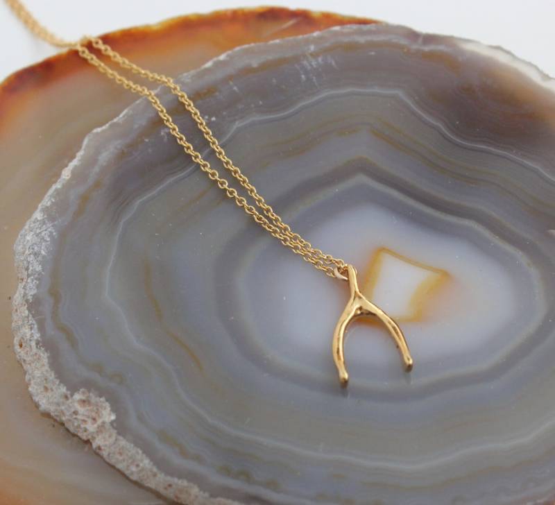 Wünsch Dir Was | Wishbone Charm Halskette Anhänger Gold Simple Modern Layering Schmuck 14K Wünsch Dir Was | Wishbone Charm Halskette Anhänger Gold Simple Modern Layering Schmuck 14K von JayAndRenae