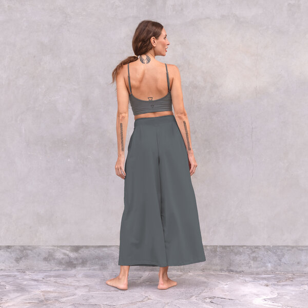 Jaya DIANA- lockere bis weite geschnittene lounge Pants, für jede Figur geeignet, für Yoga, Leisure, Arbeit oder Evenings von Jaya