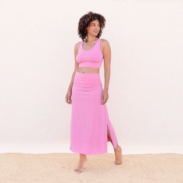 Jaya KURZES TOP SURYA - Bra/Croptop aus elastischer Biobaumwolle, Tankttop Stil vorne mit breiteren Trägern&raffiniertem Rücken von Jaya