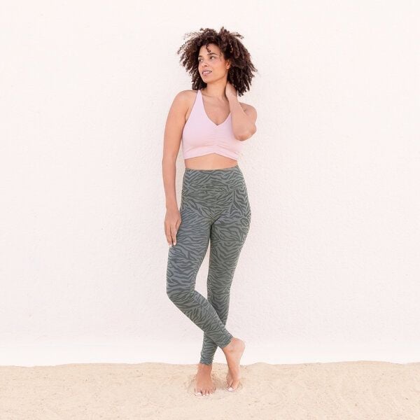 Jaya MALI - Damen - Perfekt sitzende High-Rise Leggings mit Allover-Zebra Print aus elastischer Biobaumwolle mit doppelter Taillenparti von Jaya