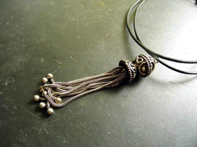 Halskette, Troddel, Quaste Lederband, Geschenk, Geschenke Für Sie Halskette, Troddel, Quaste Lederband, Geschenk, Geschenke Für Sie von JayasStarBazaar