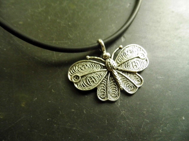 Schmetterling, Anhänger, Halskette, Metall, Silber Vergoldet, Schmuck, Gummiband von JayasStarBazaar