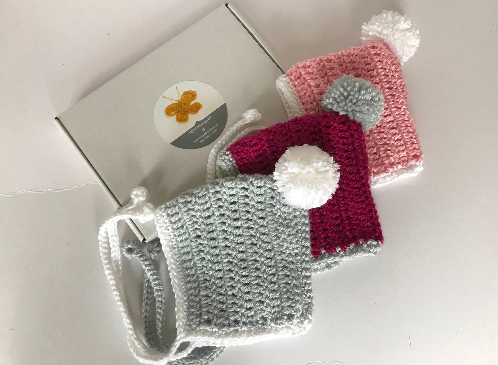 Gehäkelte Baby Pixie Mütze Weiche Acryl Pom Mütze von Jayneanncrochet