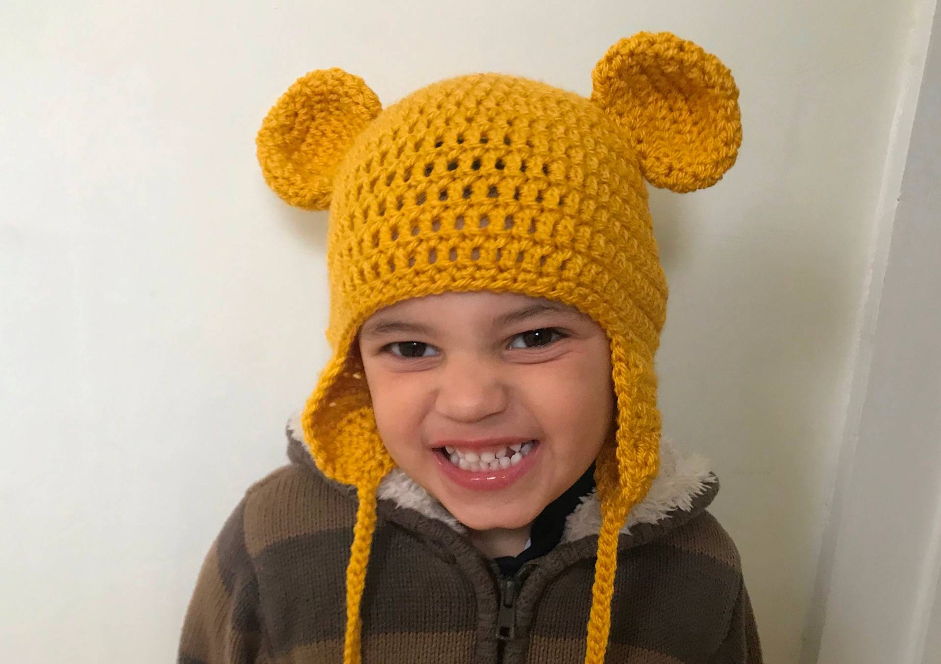 Gehäkelte Senf Gelbe Bärenohrmütze Baby & Kinder Acrylmütze von Jayneanncrochet