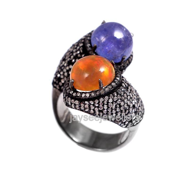 Handgemachter Tansanit - Und Opalring Diamantakzent, Sterlingsilber von Jayseejewellers