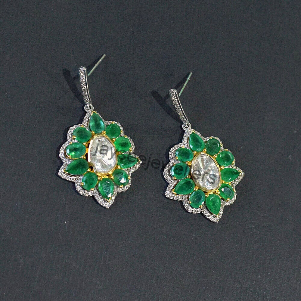 Polki Ohrringe Smaragd Ohrring 925 Sterling Silber Handgemachte Braut Hochzeit Geschenk Uncut Diamant von Jayseejewellers