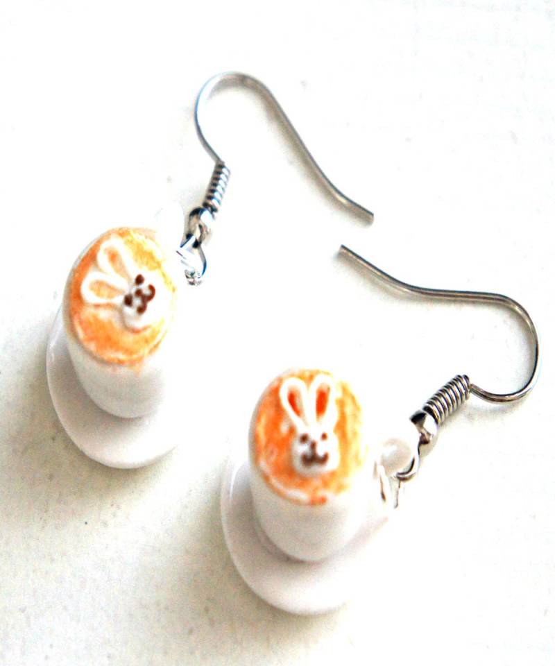 Hase Latte Cup Ohrhänger Polymer Clay Kaffee Hase Latte Cup Ohrhänger Polymer Clay Kaffee von JazleneCollection