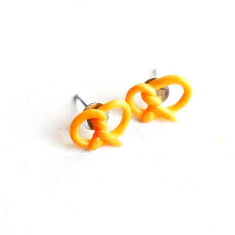 Miniatur Brezel Ohrstecker Handgemachte Essen Schmuck Aus Polymer Clay Miniatur Brezel Ohrstecker Handgemachte Essen Schmuck Aus Polymer Clay von JazleneCollection