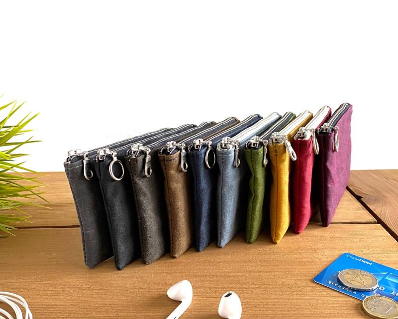 Schwarze Kopfhörertasche | Minibeutel -Kartenhalter Münzbeutel Kleine Tasche Aus Oilskin von JazzeeThings