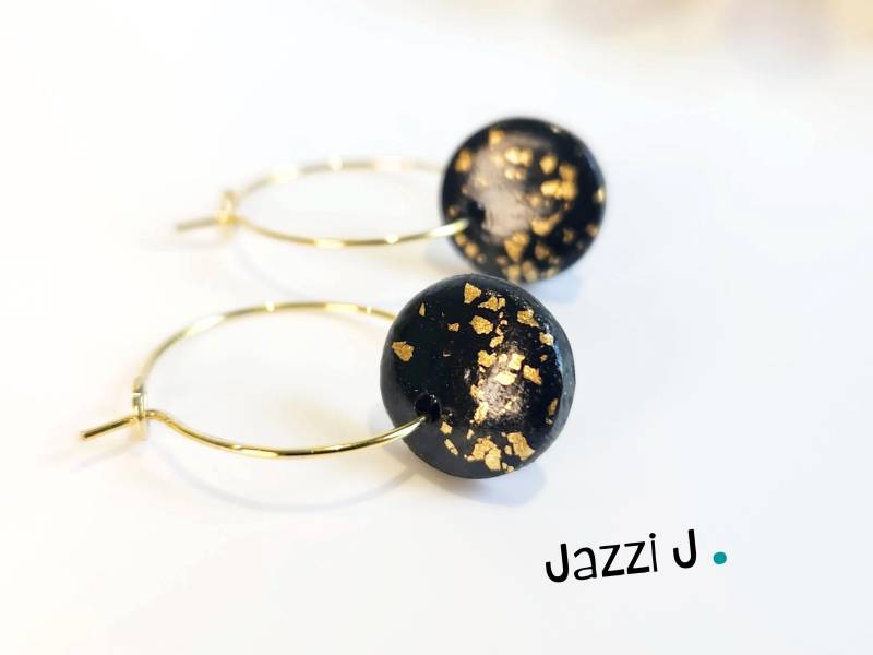 Schwarz Gold Glitzer Hoop Ohrringe Handmade Polymer Clay Statement Geschenk Schwarz Gold Glitzer Hoop Ohrringe Handmade Polymer Clay Statement Geschenk von JazziJUK