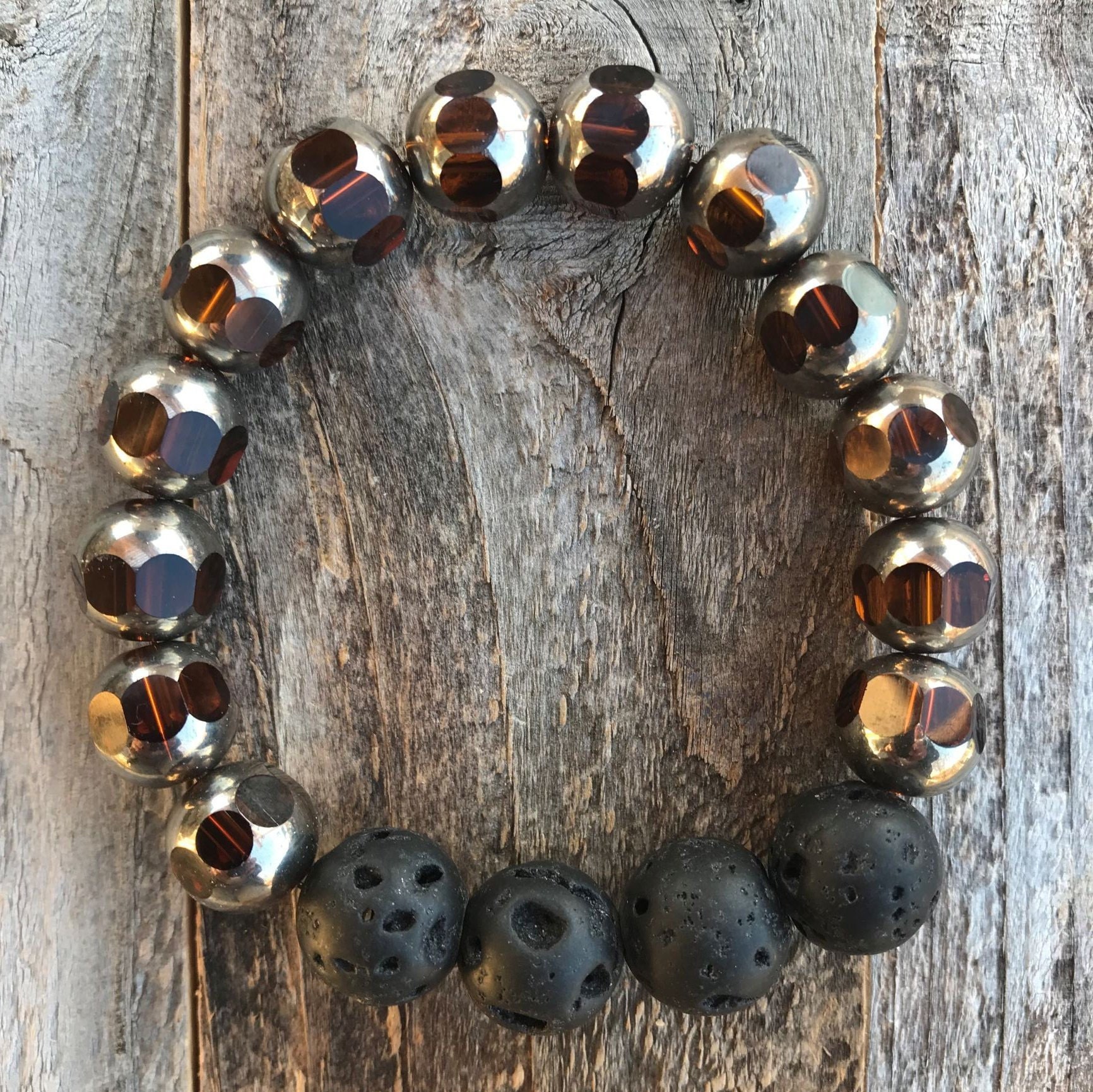 Facettierte Bernstein Glas Und Lava Perle Armband Facettierte Bernstein Glas Und Lava Perle Armband von JazzyJewelryDesignz