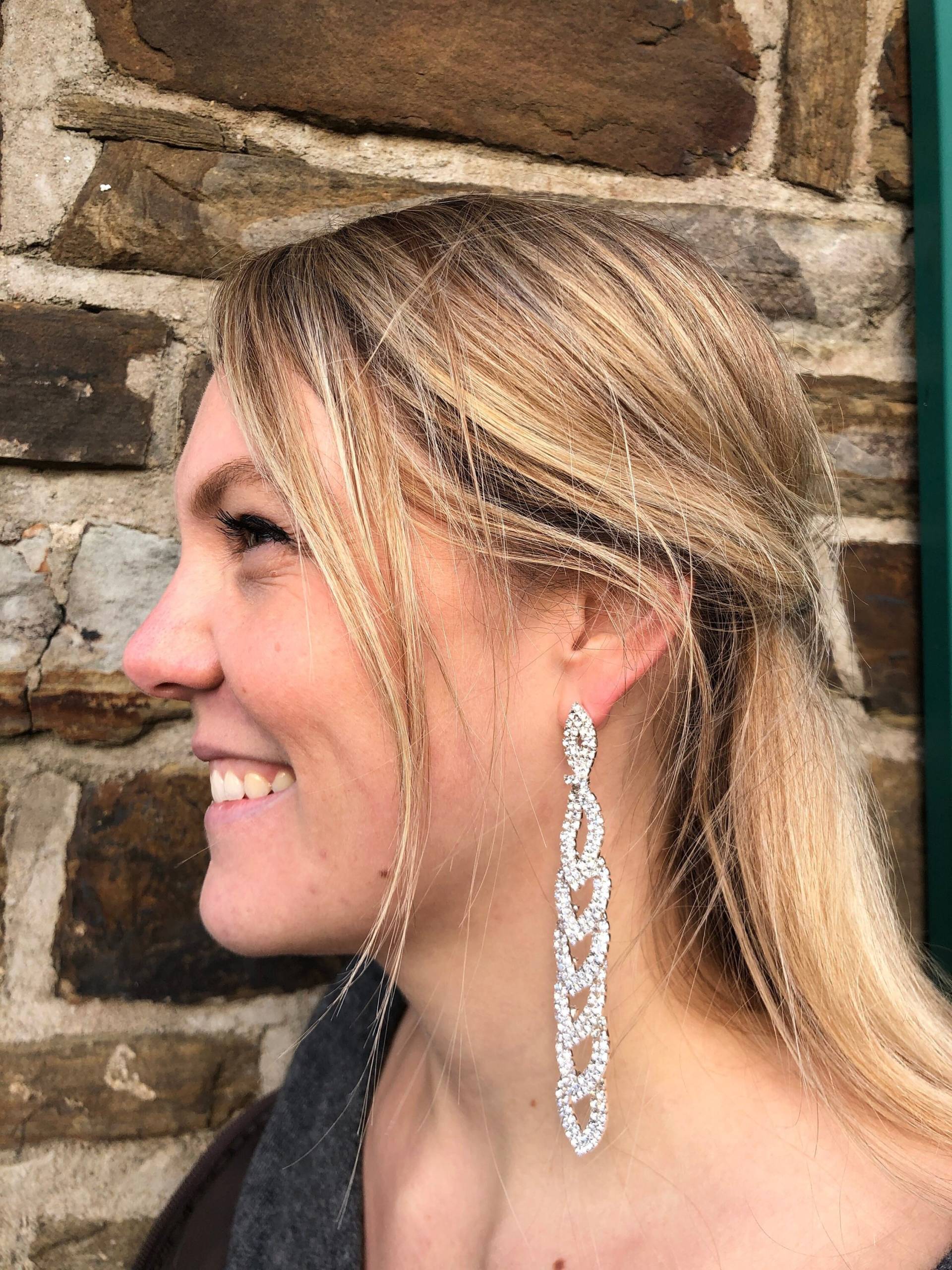 Lange Statement Strass-Ohrhänger von Jbbridalaccessoires