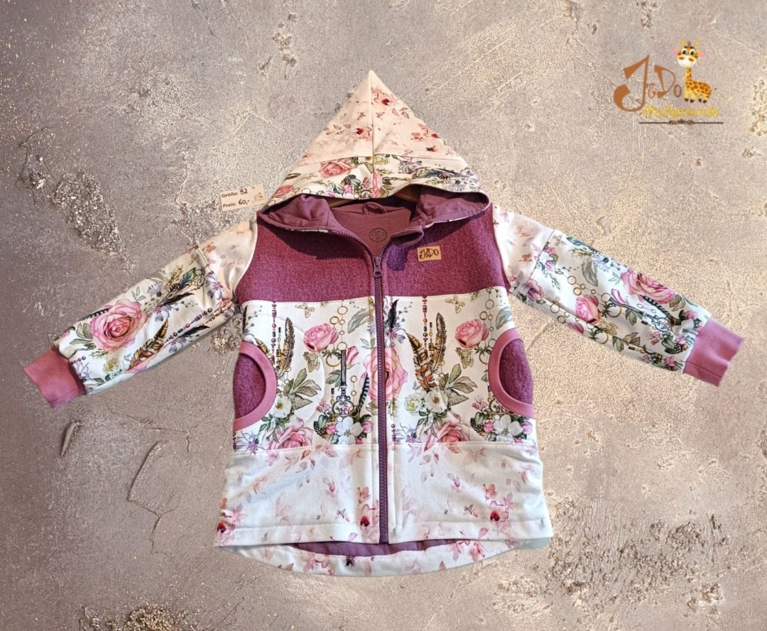 Sweatjacke Im Patchwork Style Gr. 92 von JeDoBabymode
