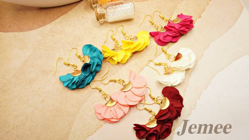 Blume Seide Polyester Tropfen Ohrringe| Handgefertigt von JeMeeJewellery