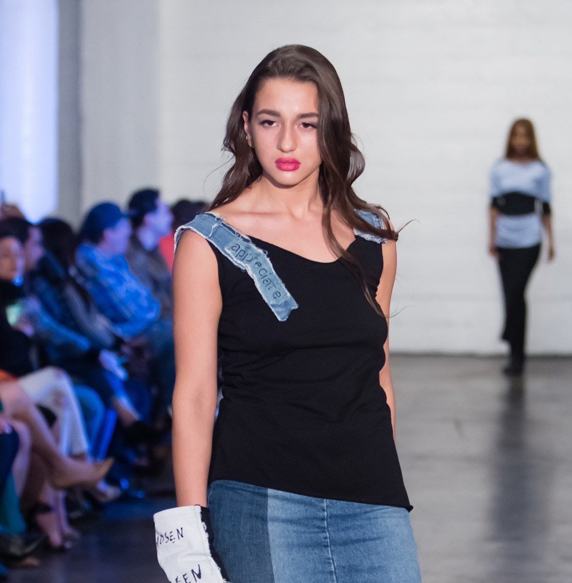 Denim Appreciate Tank Denim Appreciate Tank von JeanieMadsen