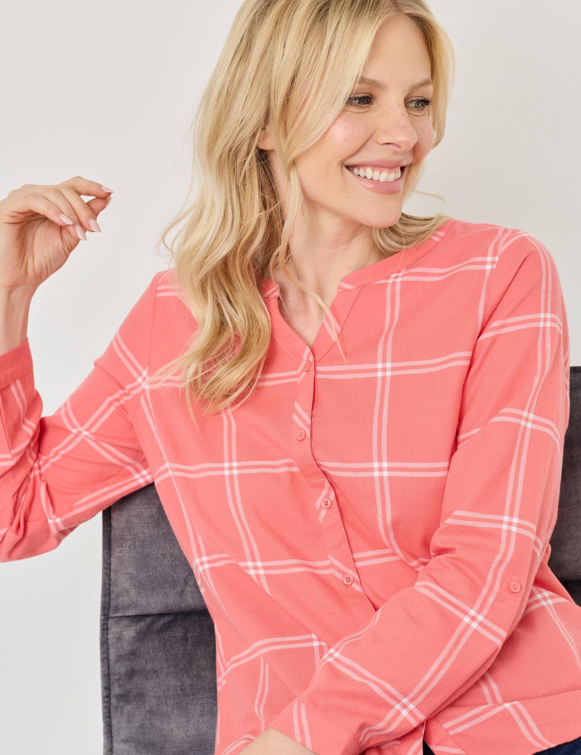 Karierte Bluse m. Henley-Ausschnitt von Jeans Fritz