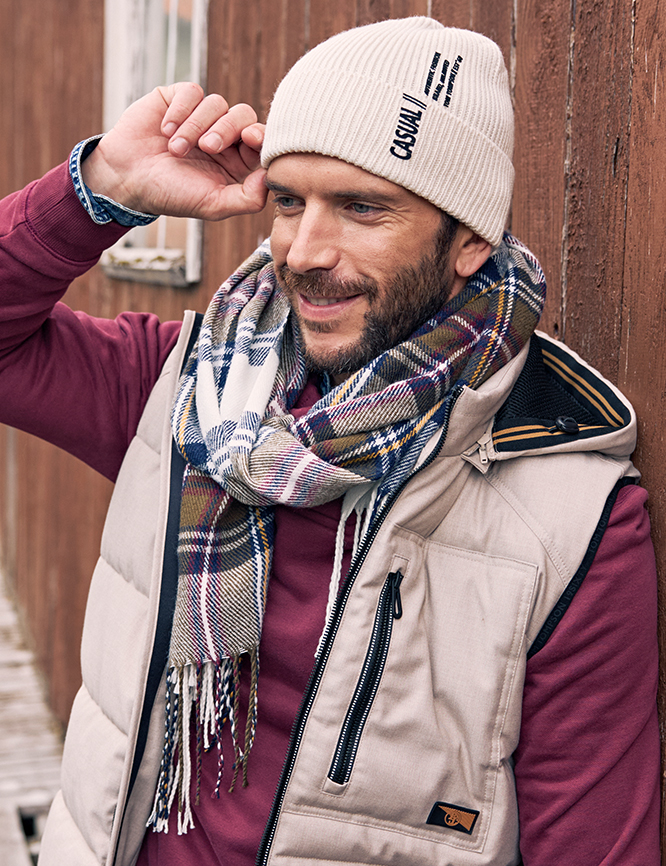 Weicher Schal mit bunten Karos von Jeans Fritz