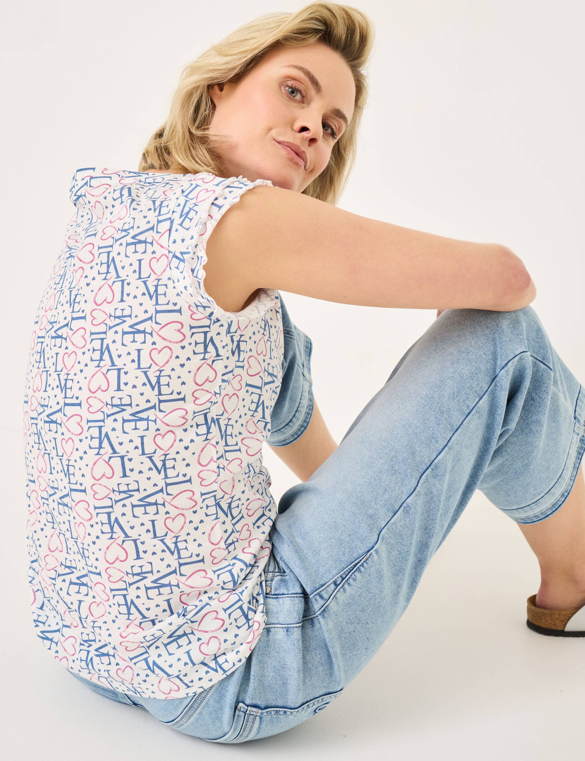 Luftiges Sommer-Shirt mit Rüschen Luftiges Sommer-Shirt mit Rüschen von Jeans Fritz