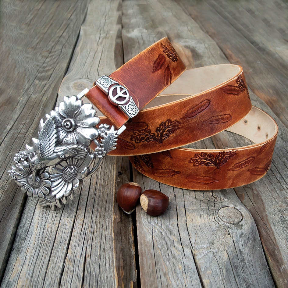 Damen Leder Gürtel, Hippie-Leder-Gürtel, Kolibri Blume Schnalle Ledergürtel, Gipsy-Leder-Gürtel, Echt Gürtel Damen Leder Gürtel, Hippie-Leder-Gürtel, Kolibri Blume Schnalle Ledergürtel, Gipsy-Leder-Gürtel, Echt Gürtel von JeansBelt