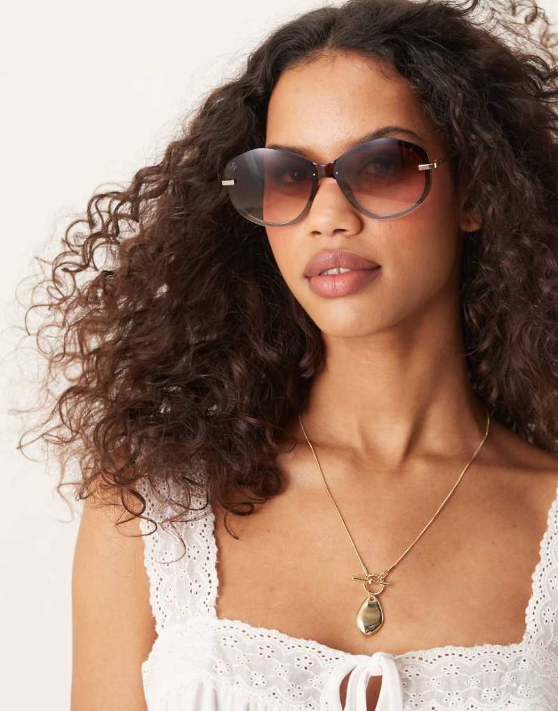 Jeepers Peepers - Runde Oversize-Sonnenbrille in Braun mit Farbverlauf-Gläsern von Jeepers Peepers