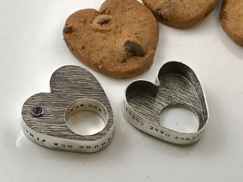 My Heart Wrapped Um Ihren Finger Ring Mit Notfall-Ausstechform von JeffKleinSilver
