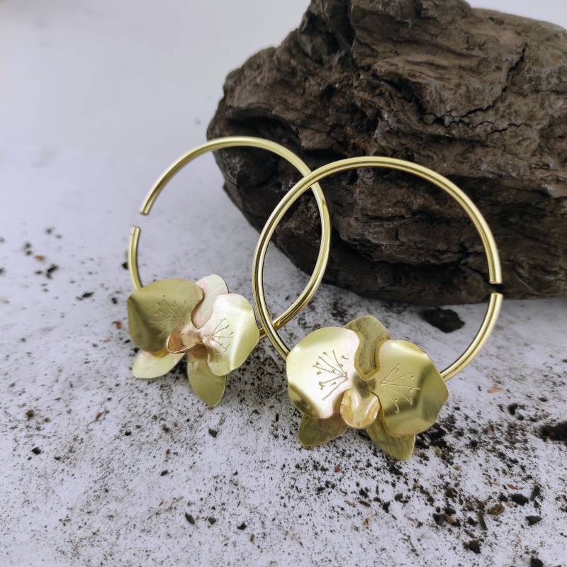 10 Gauge Orchidee Creolen Für Plugs 10 Gauge Orchidee Creolen Für Plugs von JelenaGajicJewelry