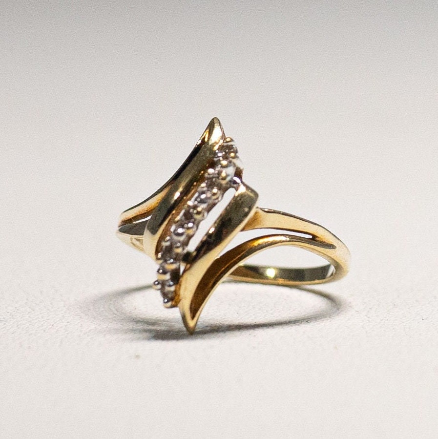 10K Gelb-Weiß-Gold .05Ctw Diamant Überbrückungsring Größe 7 Gestempelt von Jelifem